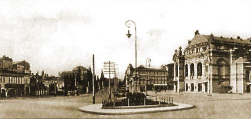 Вул. Володимирська і міський театр