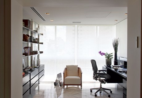 Можно ли использовать жилое помещение под офис? Можно ли использовать жилое помещение под офис?